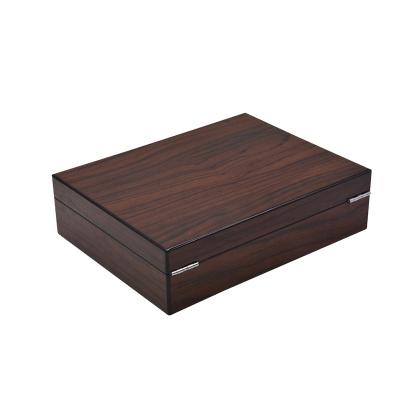 China Wodden Hot Seller Cigar Humidor With Cedar Wood Tray For Cigar Storage for sale