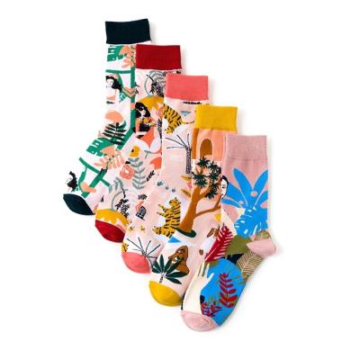 China QUICK DRY Hot Selling High Quality 100% Cotton Cartoon Women Girl Hoops Custom Cartoon Socks Fashion Hip Hop Style West Coast Socks for sale