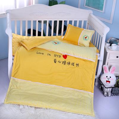 China Anti-Static Pure Cotton Quilting Children's Kindergarten Bedding Quilt Cover 3 Piece Set for sale