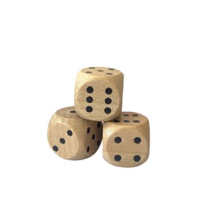 China Wooden dies straight 1.6cm entertainment from the factory with black eyes, rounded corners cube for sale