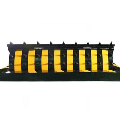 China Anti Terror Security Products Hydraulic Road Blocker Security Spike Barrier for sale