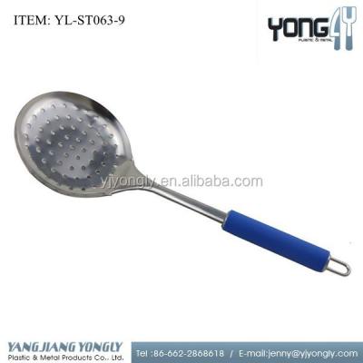 China Sustainable Stainless Steel Strainer Pocket Skimmer Perforated Style For Kitchen Food for sale