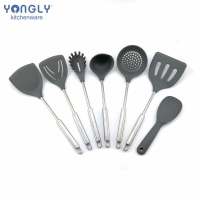 China Nylon Viable 7pcs Kitchen Utensils Tool Kit 430S For Handling Slotted Turner Pocket Sieve Spoon Turner Set for sale