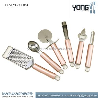 China Sustainable Stainless Steel Kitchen Gadgets With Spray Painted Handle for sale