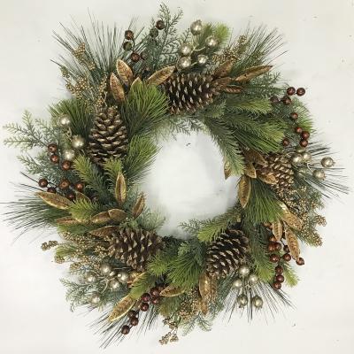 China Decorative Evergreen Christmas Wreath for sale