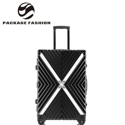 China Retro Travel Bottom New Design ABS PC Frame Travel Trolley Suitcase Luggage Bags Custom Processing Aluminum Set for sale