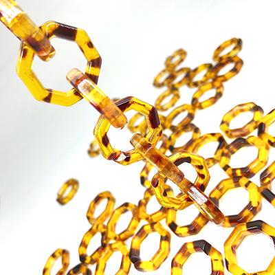 China Bag Chain 25*25MM Octagon 300Pcs/Bag Leopard Print Amber Plastic Acrylic Chain Resin Link Chain Manufacturer Acrylic Chain Bag Accessories for sale