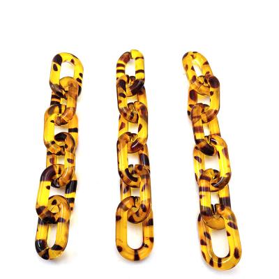 China Wholesale 23mm*40mm Bag Link Chain 136pcs/bag Turtle Color Plastic Acrylic Resin Link Chain Diy Acrylic Chain Accessories for sale