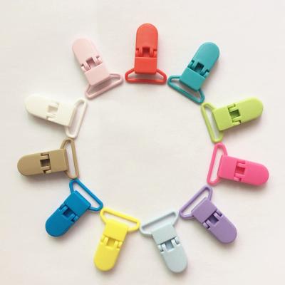 China Soother Wholesale Plastic Dummy Pacifier Holder Baby Pacifier Clip Safety Baby Clip Multicolor Diy Accessory for sale