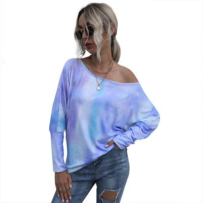 China 2021 Autumn Breathable Warm Tour Neck Tie Dye Bottoming Shirt Women Mid Length Loose Long Sleeve T-Shirt for sale