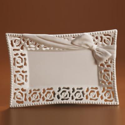 China CLASSIC Creative Design Dinner Dish Ceramic White Rectangular Dish With Pierced Decoration for sale