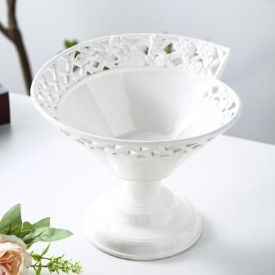 China New Arrival Stocked Design Single Serving Bowls High Footed Porcelain Bowl Fruit Snack Bowls for sale