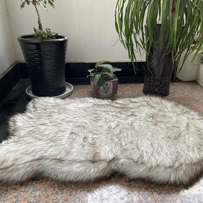 China Removable cover yangyangpet curve modern and attractive design white faux fur memory foam waterproof comfortable dog bed along for sale