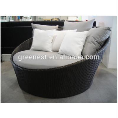 China Cheap Eco-freindly Waterproof Eco-freindly Bed Metal Round Outdoor Daybed for sale