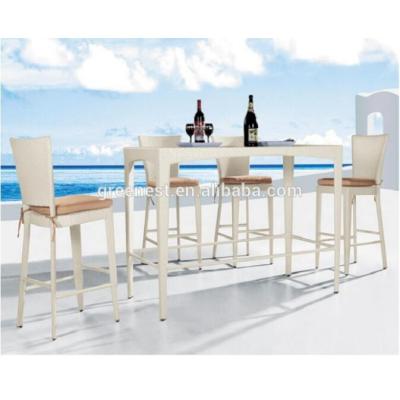 China Eco-freindly Cheap White Outdoor Eco-freindly Bar Furniture Sets Wicker Bar Umpire Chair for sale