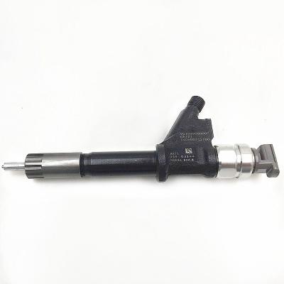 China STEEL original and new common rail injector 095000-8100 VG1096080010 for HOWO 8DK for sale