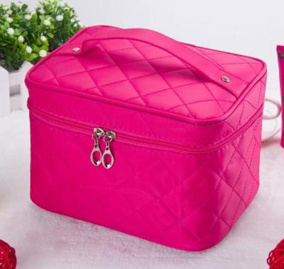 China Women Customized Travel Bags , Multi - Functional Waterproof Cosmetic Bag for sale