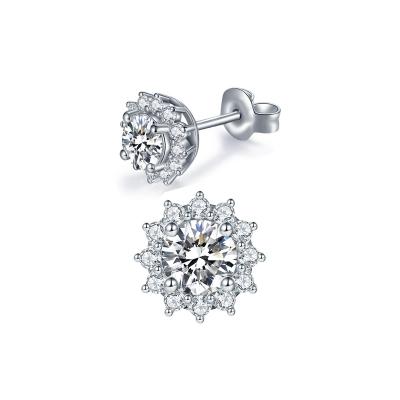 China Luxury Style FASHIONABLE Sterling Sliver Earrings Studs Wholesale Moissanite Diamond Women Earrings for sale