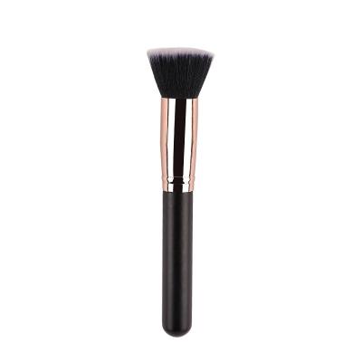 China Angular Blush Fiber Flat Hair Black Wooden Handle Make Up Brush Blush Powder Foundation Cream Brush for sale