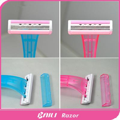 China Blister Card Women Disposable Razor Triple Blade Non Slip Handle for sale