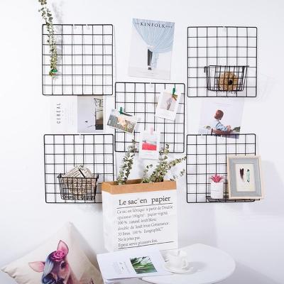 China Home Household Items Storage Style Wall Grid DIY Install Metal Wire Wall Hoop Panel Photo Organizer Wall Decoration for sale