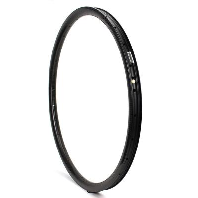 China Mountain Bikes 27.5er Carbon Fiber Xc Rims 33mm Width 30mm Depth Asymmetric Mountain Bike Rims for sale