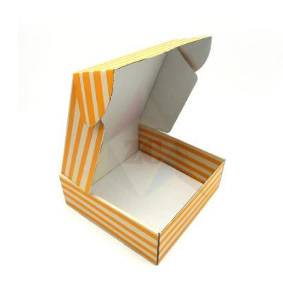 China Recyclable Luxury Custom Packaging Boxes Corrugated Mailer Box Box for sale