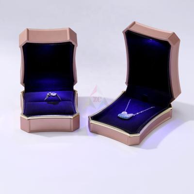 China Eco - Friendly Custom Valentines Boxes Packaging Led Lightweight Jewelry Box for sale