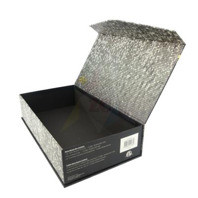 China Handmade Custom Luxury Paper Packaging Gift Boxes With Magnetic Lid for sale