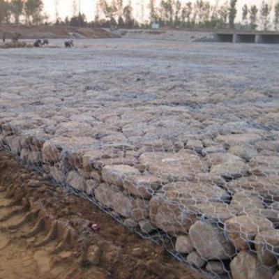 China Long-life new type welded gabion fence iron wire mesh basket wire mesh gabion for sale