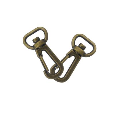 China Hot Factory Sale Snap Hooks Matte Zinc Alloy Metal Frame Kiss Clasp Metal Snap Hook Lobster Hooks Clasp Fashion Bag Metal Clasp for sale