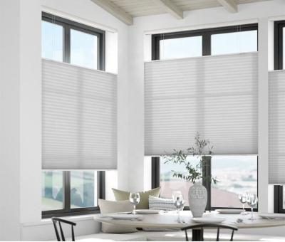 China Modern Customized Fashion Modern Motorized Honeycomb Blinds Automatic Cellular Shades Home Decoration for sale