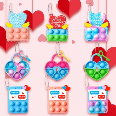 China Relieve Anti-Anxiety Valentine Pop Itting Heart Toy Hot Wholesale Mini Anti Stress Reliever Sensory Stress Squeeze Push Popit Popit Stir Snap Toys for sale