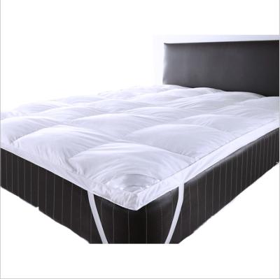 China Anti-static goose feather cushion feather mattress hotel thickened three-dimensional double-layer comfort protection for sale