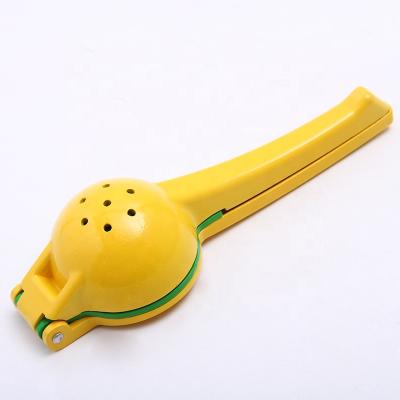 China Viable Hot Selling Lemon Squeezer Metal Lemon Squeezer Made In China Manual Fruit Squeezer Juicer for sale