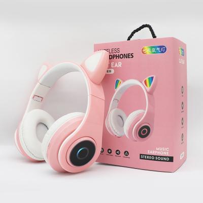 China New Headband Style B39 Cat Ear Earphones For Kids Game Headphone LED Foldable Wireless Glowing Earphone for sale