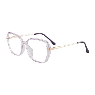 China Newest Prescription Reading Myopic Oversized Eyeglasses Glass Frame For Girls Custom Logo Transparent Optical Frame Women Glasses Sight Current CE Ready for sale