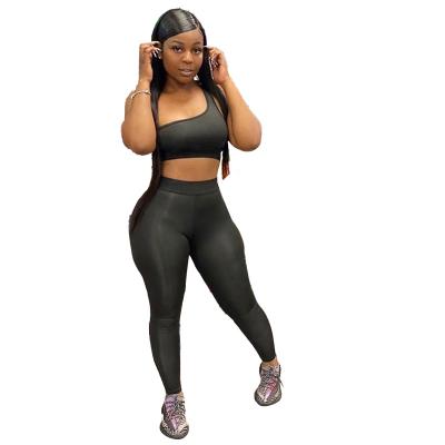 China Breathable Z15 2021 Women Fit One Shoulder Cross Women Breathable Athletic Wear 2 Piece Sports Set Women for sale