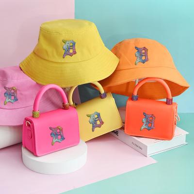 China HOT SALE 2021 High Quality New Fashion Designer Women Handbag Crossbody Ladies Fit NY Purses PU Purses Handbags And Hat Set Luxury for sale