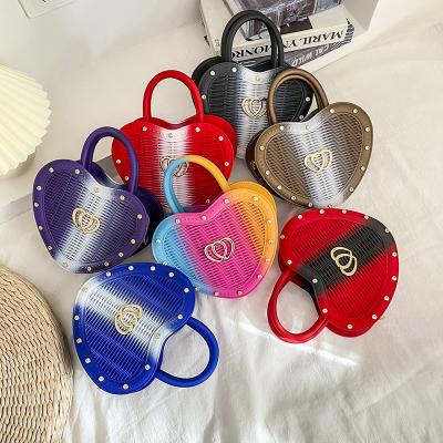 China Jelly Handbags Colorful Pvc Tote Heart Shaped Hot Sale Matte Shoulder Handbag Ladies Fashion Jelly Purse New Women's High Quality 2021 for sale