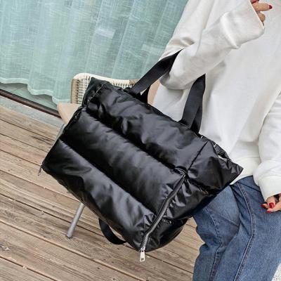 China New Arrival Large Capacity Foldable Duffel Bag Gym Yoga Bag Shoulder Bag For Women Waterproof Nylon Bag Large Tote Female Handbags Travel Outdoor Sport Yoga Bags for sale