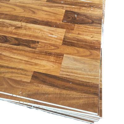 China Contemporary Wholesale 1220*200mm Laminated Wood Flooring for sale