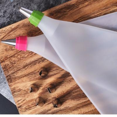 China Private Label Household Acceptable Silicone Tool Whistling Bag Mouth Stocked Baking Decorating Set for sale