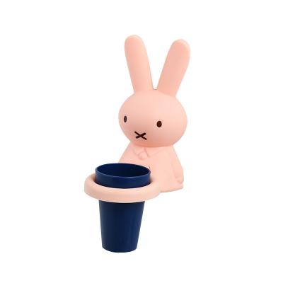 China Fashionable Bathroom Suction Baby Kids Toothbrush Mouth Wall Mounted Cute Animal Cup Holder for sale