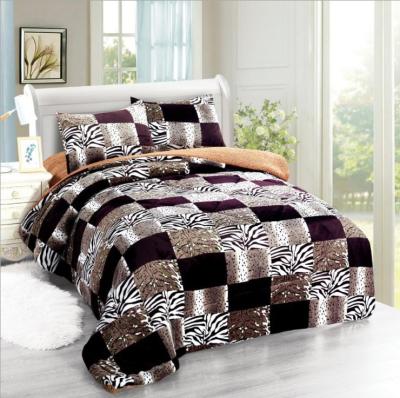 China Wholesale YIGULANG Nondisposable Flannel Bedding Flannel Bedding Set Warm Reactive Printing Flannel Blanket Bedding for sale