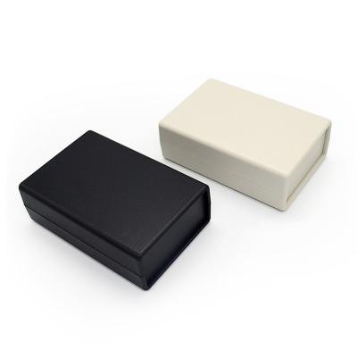 China China Electrical Suppliers Use Plastic Electronic Enclosure For PCB 135x90x45mm for sale