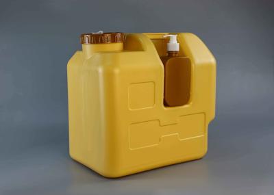 China draagbare 30L plastic jerrycan HDPE 8 liter water emmer met kraan en vloeibare zeep lotion fles voor outdoor auto kamperen Te koop