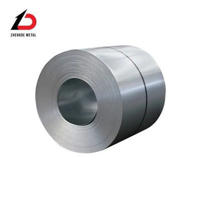 China Nivelamento Ss400 A36 ASTM 1020 Hr Cr SPCC SPHC St15 St37 C10e C15e St44 Ss400 St52 S235jr Fabricação de bobinas de banda de aço à venda