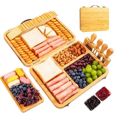 China Foldable Sustainable Bamboo Charcuterie Board Knife Set for Entertaining Occasions for sale