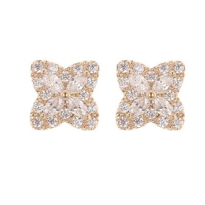 China 2022 Fashion Statistical Institute of Statistics Fashion Flower-shape Diamond Jewelry Stud Earrings Shining Shinning Set for sale